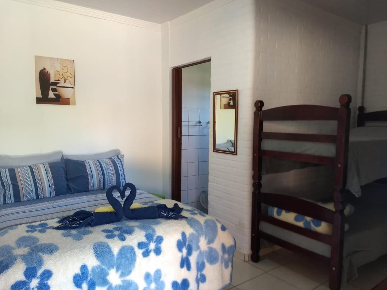 Quarto Quádruplo com Vista da Montanha